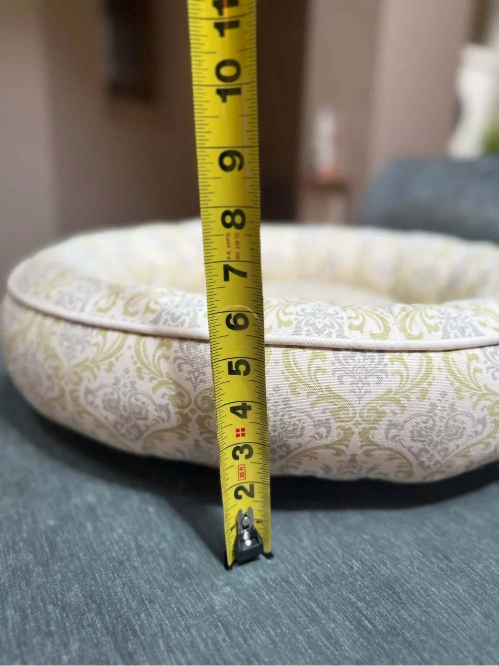 Boutique Round Decorative Pet Bed in Green and Cream